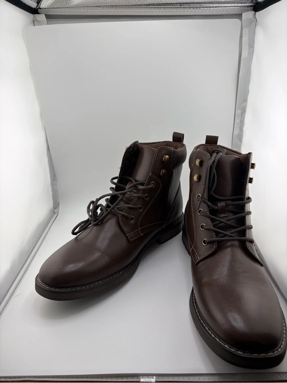 0188: Men's Club Room Westin Dark Brown Leather Boots with Lace-Up Closure